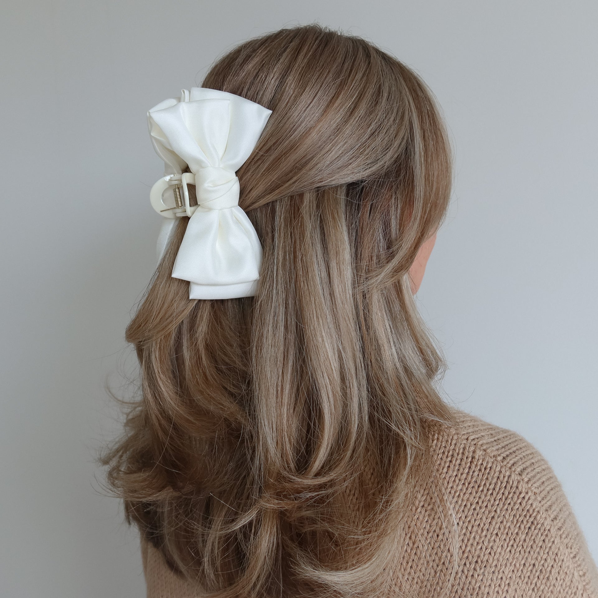Bow Bliss Claw Clip White - Noefie
