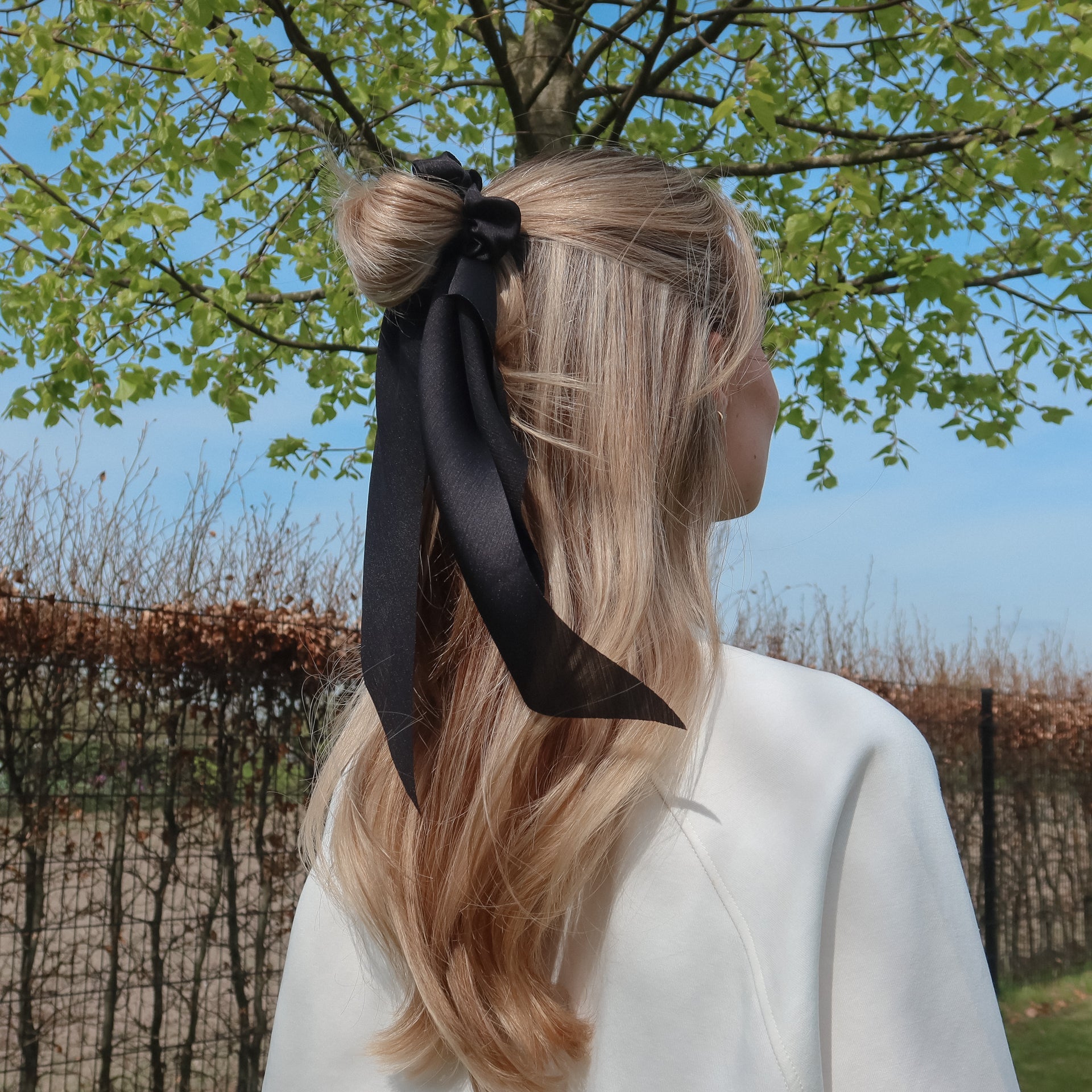 Lint Scrunchie Black - Noefie