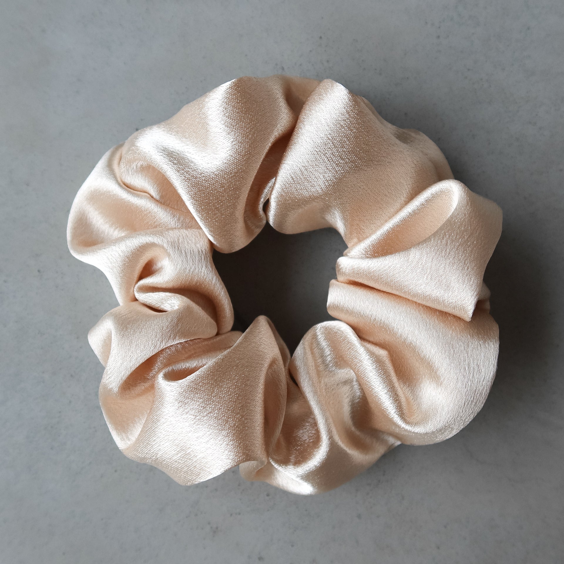 Silk Scrunchie Beige - Noefie