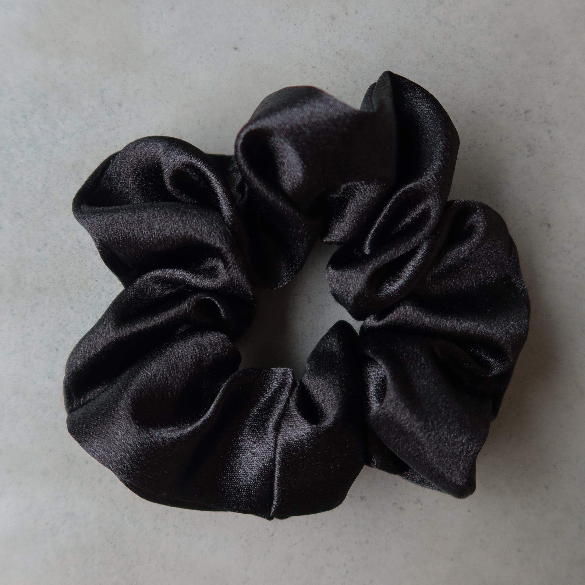 Silk Scrunchie Black - Noefie