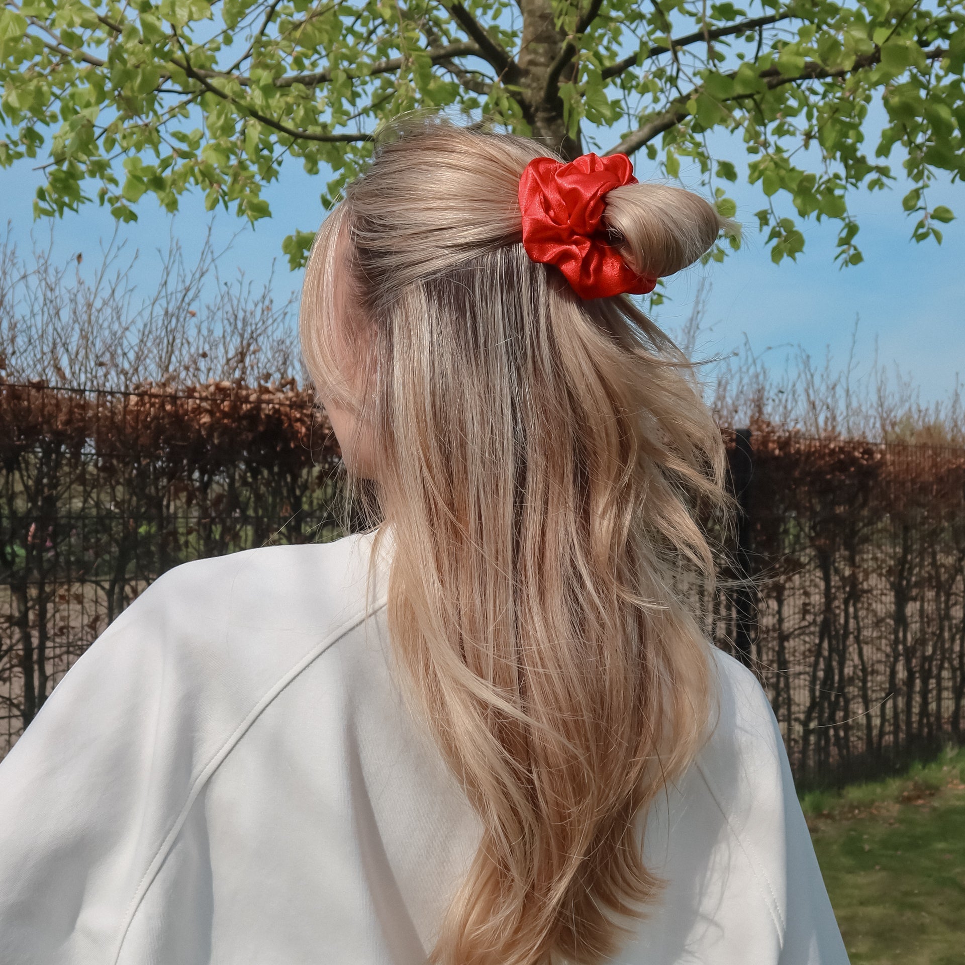 Silk Scrunchie Red - Noefie