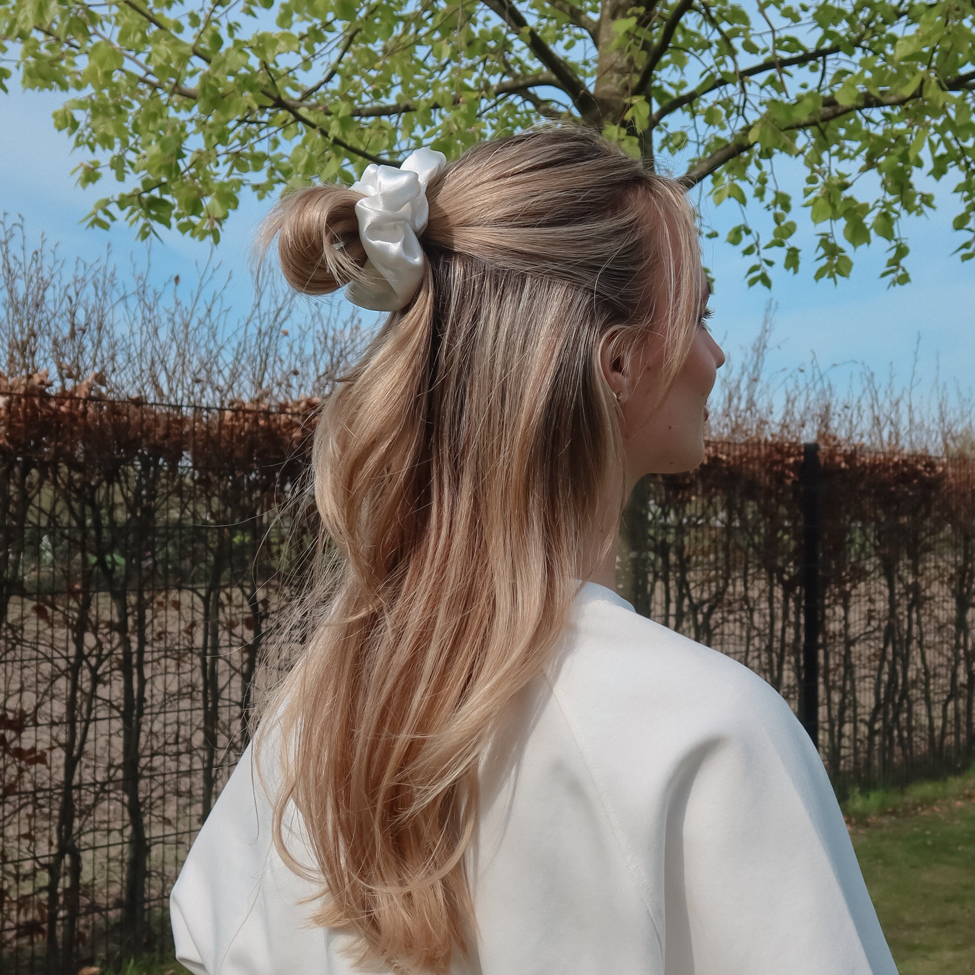 Silk Scrunchie White - Noefie